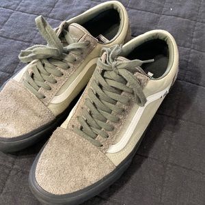 Vans olive drab Green Sz 11